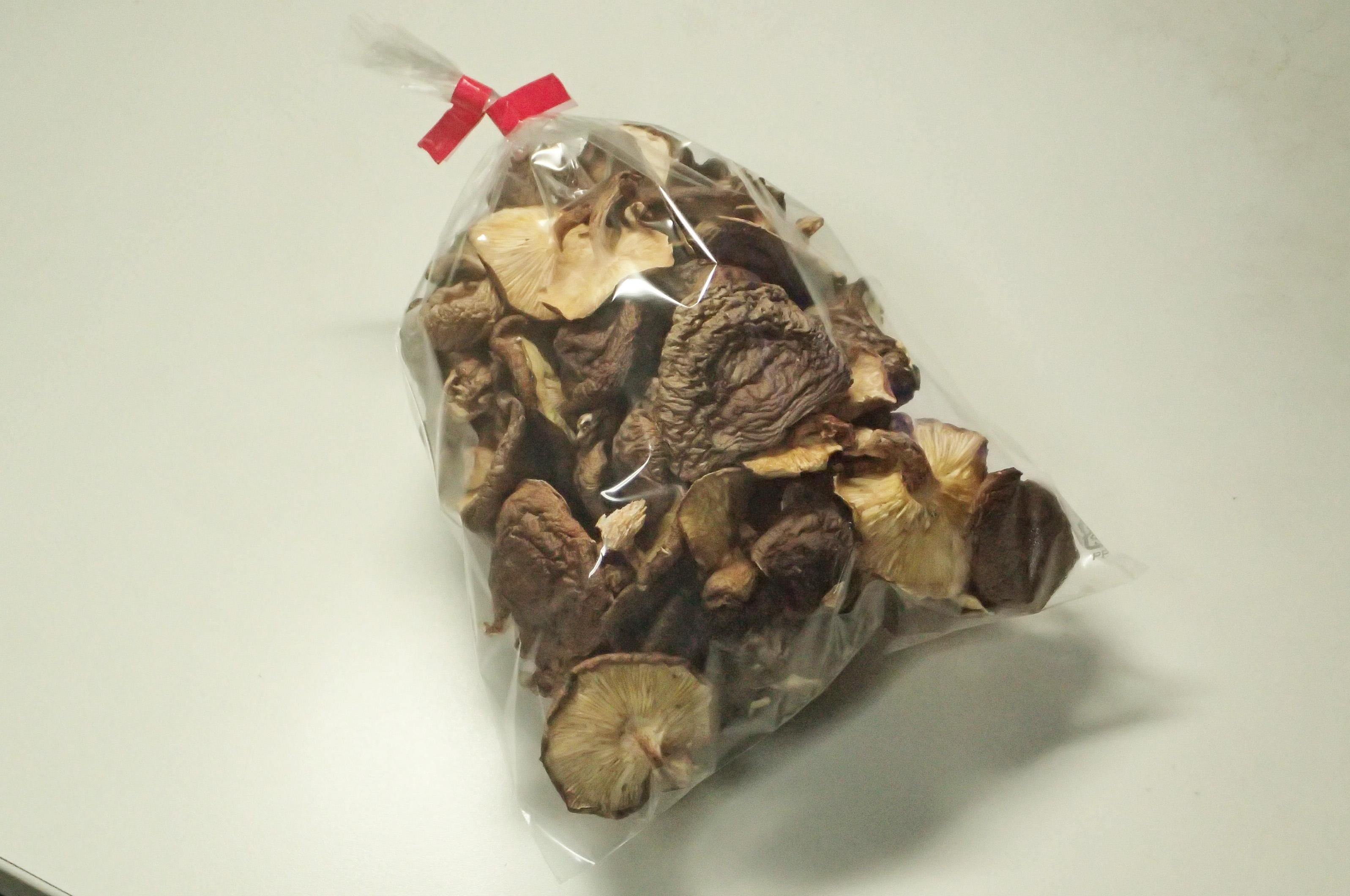 やさいバス/なかのきのこ園 原木しいたけ（乾燥）小粒80g×10パック